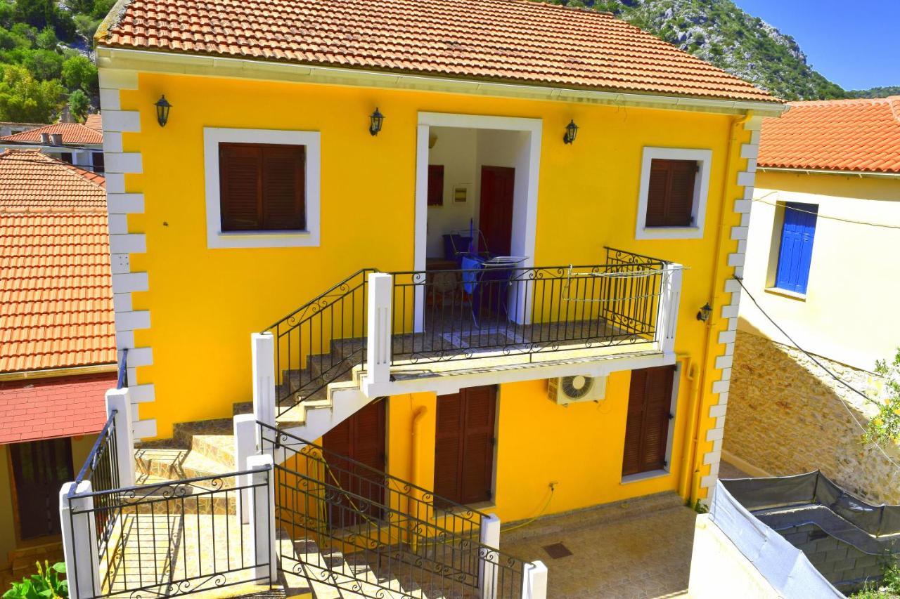 Dourios Ippos Apartments Frikes Exterior photo